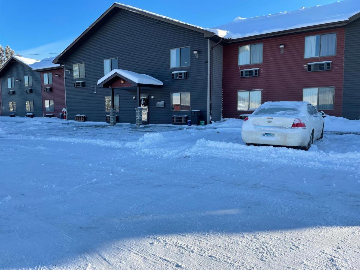 Hibbing Inn And Suites Esterno foto